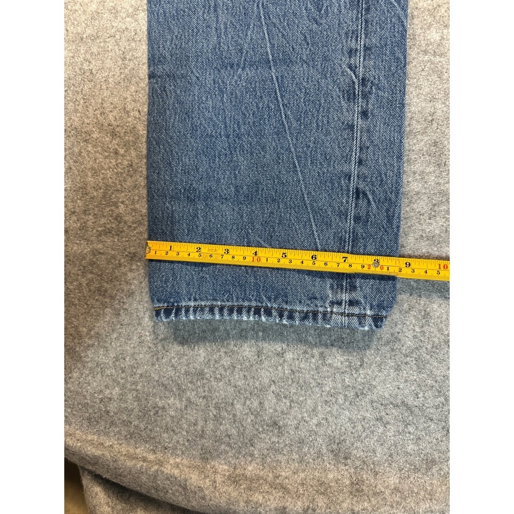 Levis 501 90s Straight Leg Jeans Mens Medium Wash Blue Button Fly Denim W30 L32 - Picture 9 of 10